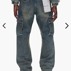 Relaxed Cargo Jeans in Washed Blue